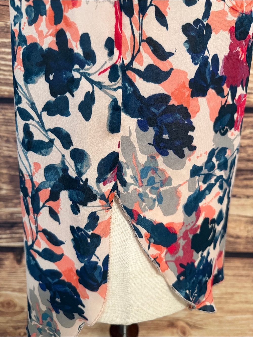 Spense Navy, Coral & Pink Floral Scoop Neck Top - Picture 4 of 7